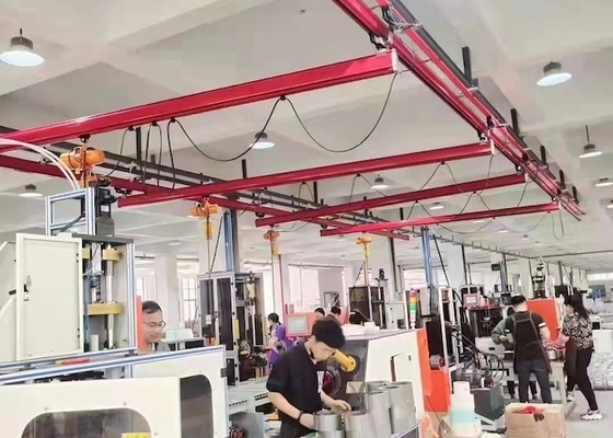 عملکرد انعطاف پذیر 380 ولت 50 هرتز KBK کرین ایستگاه کاری جرثقیل مسیر محصور