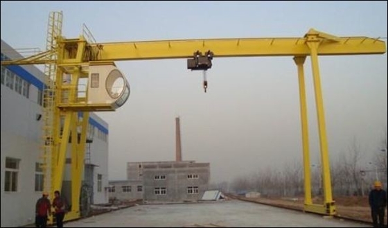 کنترل آویز جرثقیل دروازه ای مسافرتی خرپایی بالابر برقی