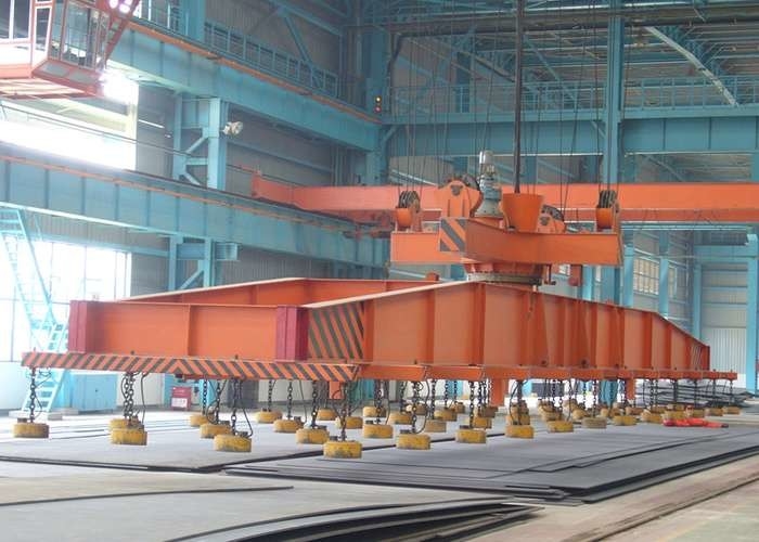 کنترل از راه دور 10.5M-31.5M Span 50T DG EOT Crane for Steel Factory